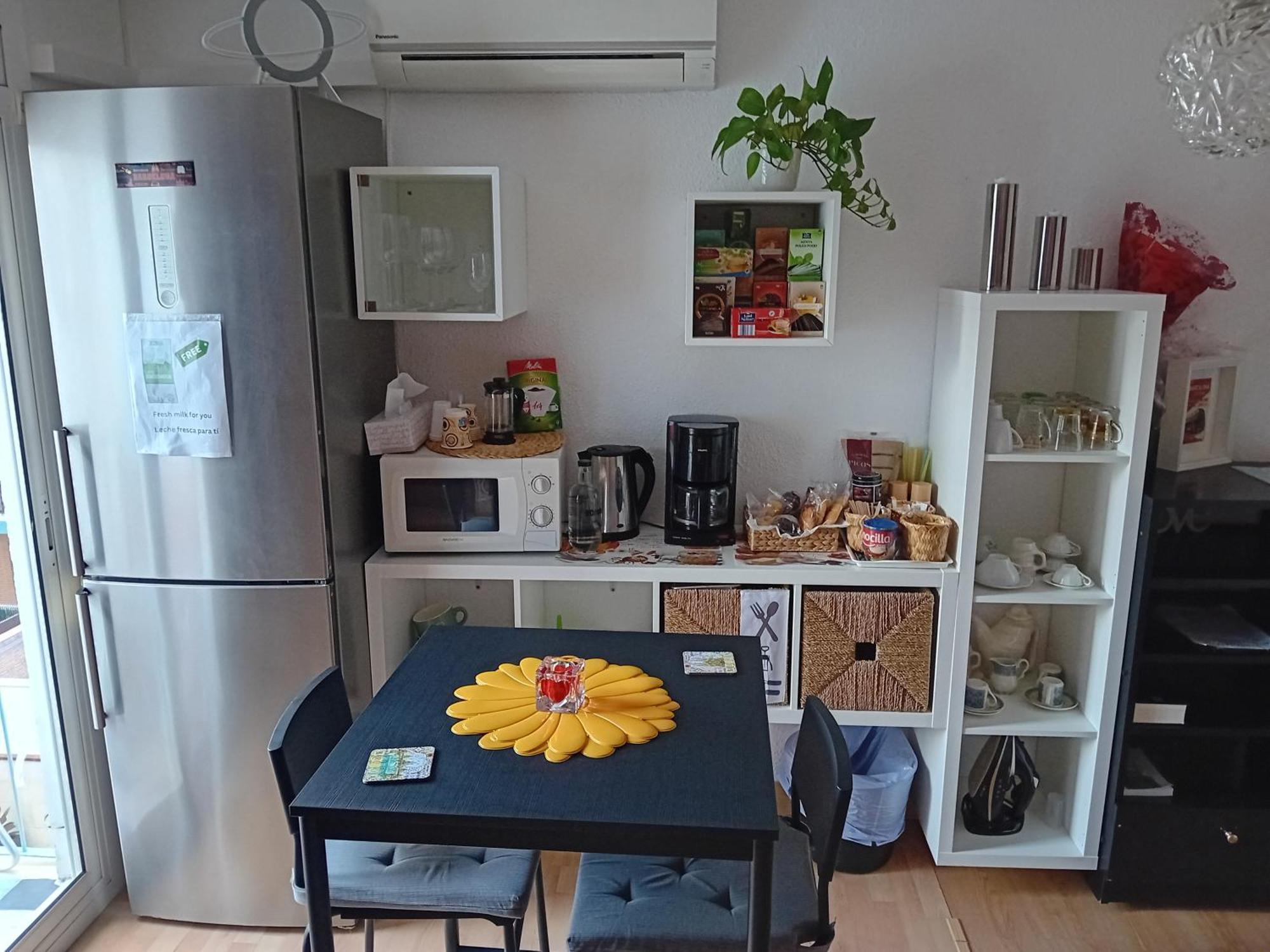 Apartamento Compartido Excelente Ubicacion Эль-Прат-де-Льобрегат Экстерьер фото