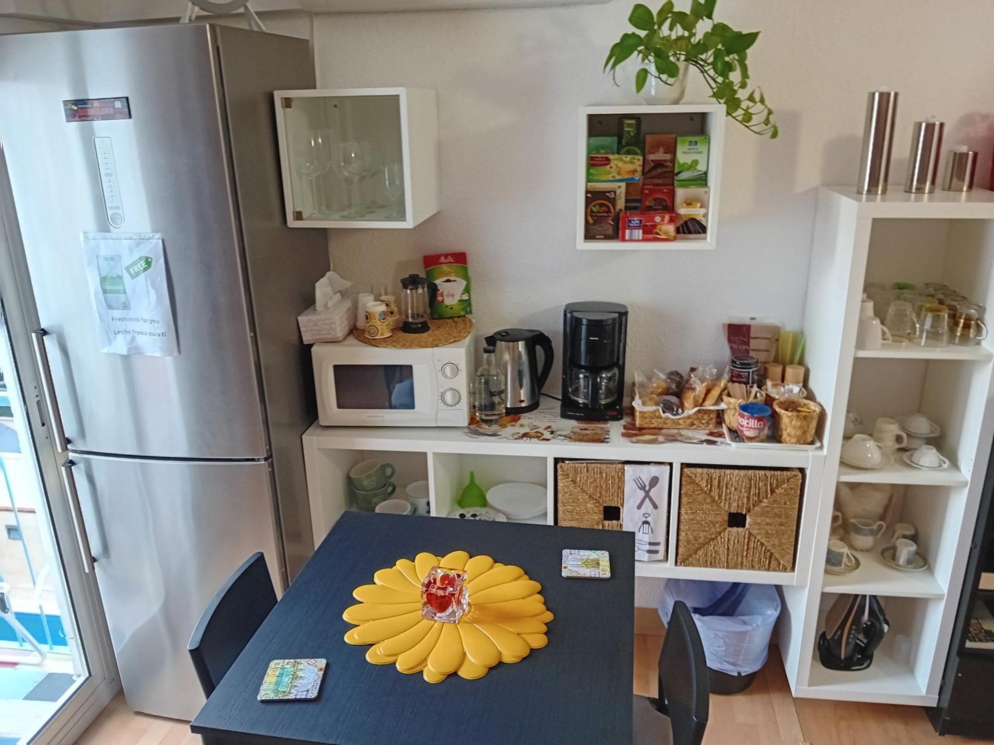 Apartamento Compartido Excelente Ubicacion Эль-Прат-де-Льобрегат Экстерьер фото